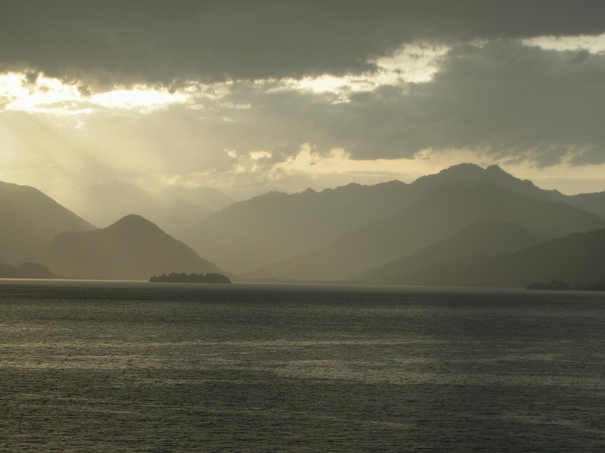 Villa Maria Lago Maggiore Reno Di Leggiuno Exterior foto